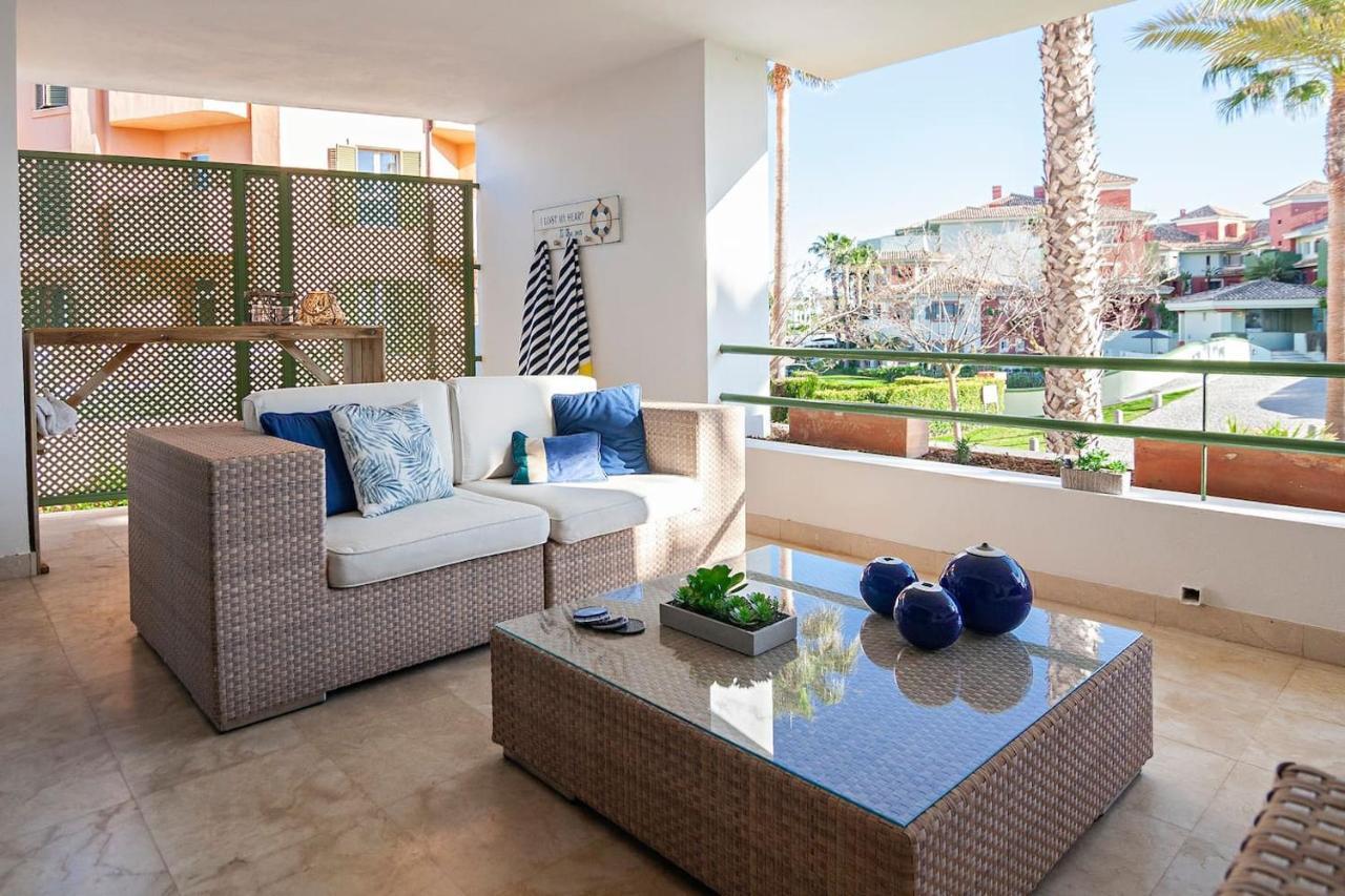 Polo Royale Waterfront Luxury Apt - 3 Terraces And Pool Sotogrande Extérieur photo